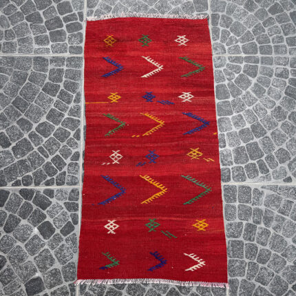 Vintage Handwoven Turkish Kilim - 1.90x3.81ft nomarugs 2