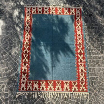 Vintage Kilim Rug - 4.07x5.51 ft nomarugs 2